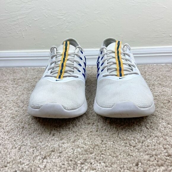 Nike Viale Tech Racer Running Shoes - White/Blue - Picture 4 of 7